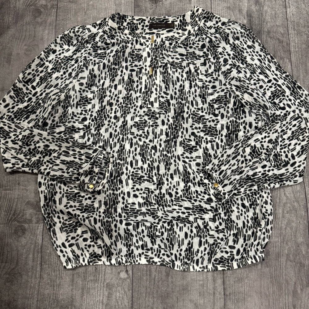 The Limited Black and White Leopard Women's Top - Picture 2 of 4
